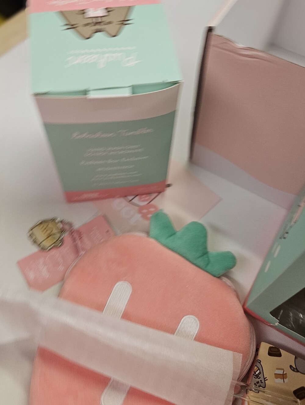 Spring 2023 Pusheen Spring "Sips" Box - Picture 8 of 11